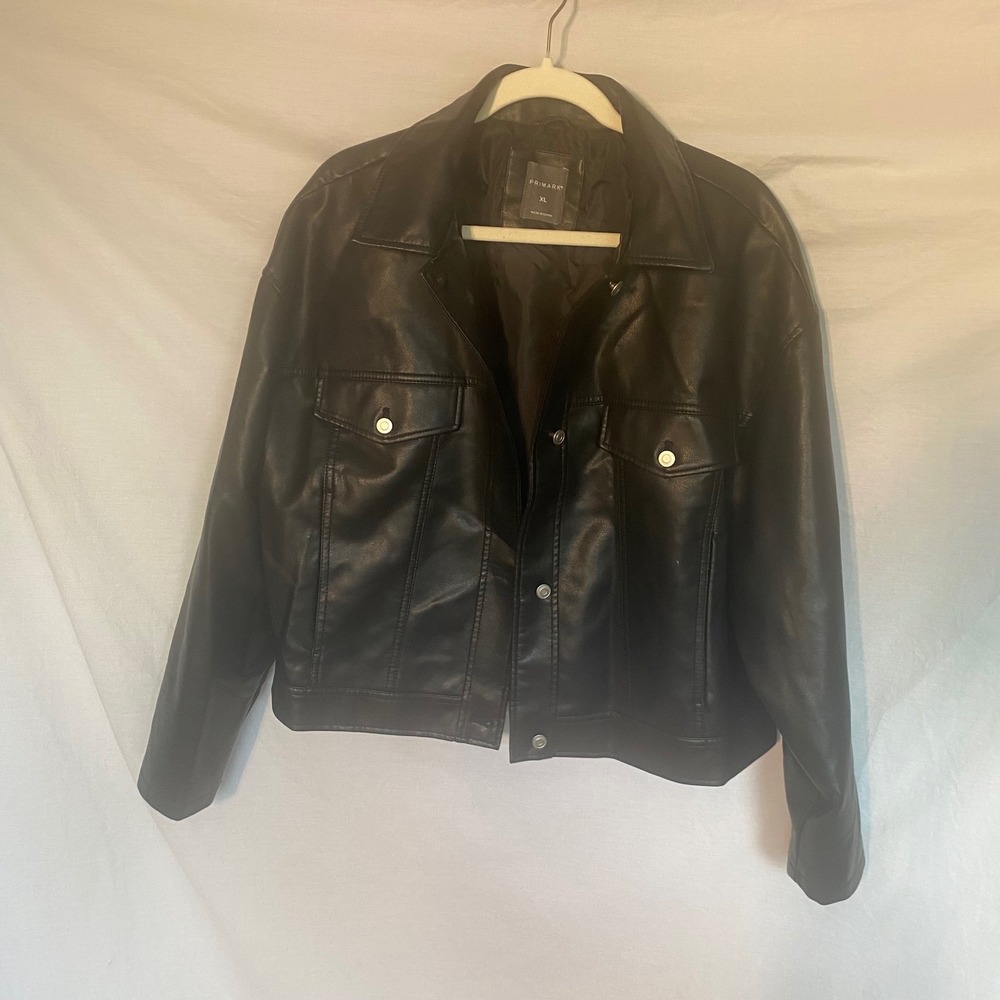 Primark Womens XL Faux Leather Trucker Jacket Black Button Front Pockets